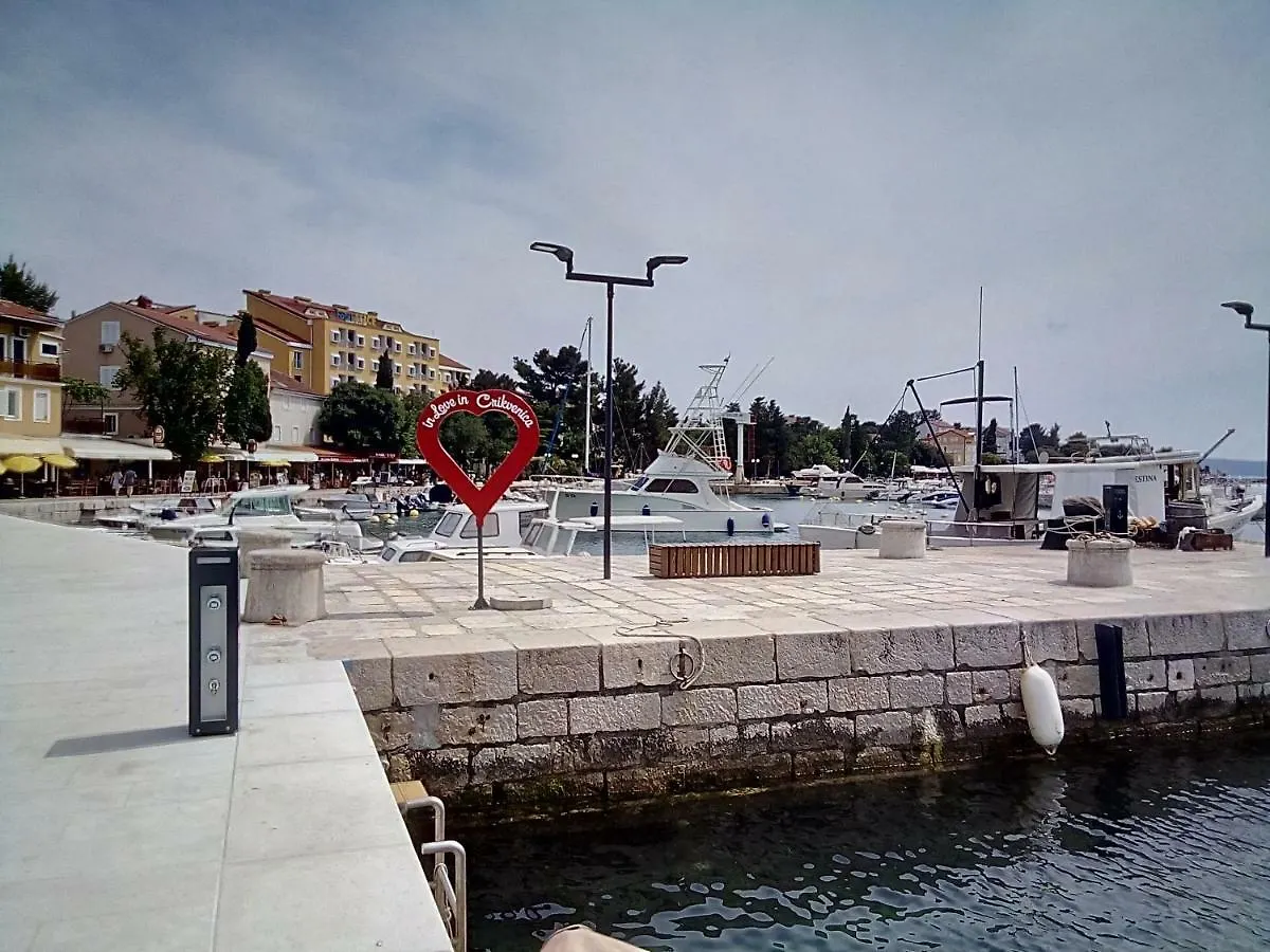 Croatia Beach Apartment Selce 0*,  Chorvatsko